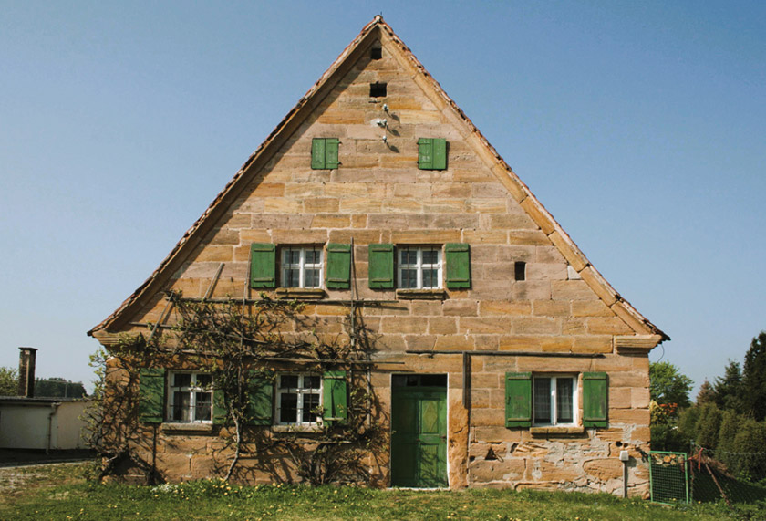 Das Ingenieurbüro Prell erstellte die statische Beurteilung eines Wohnstallgebäudes aus dem 17. Jahrhundert in Wallesau.